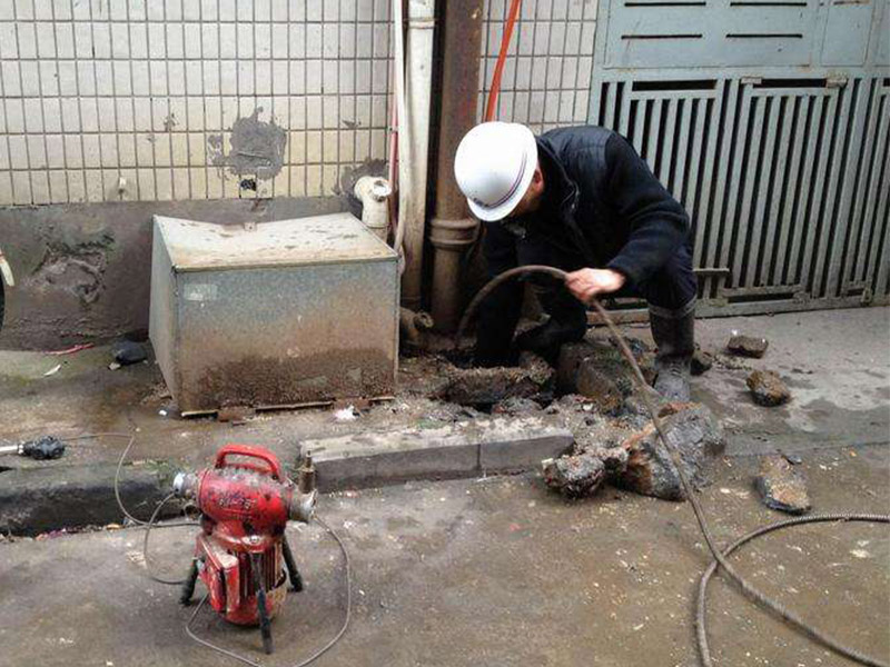 龙岗疏通下水道的价格没有这么贵，这样的收费不合理