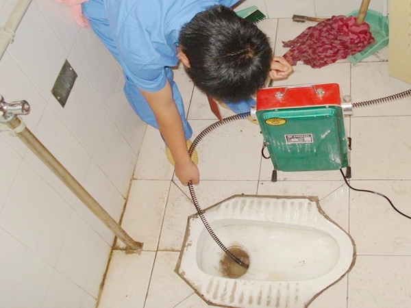 龙岗如何知道管道疏通公司哪家好？